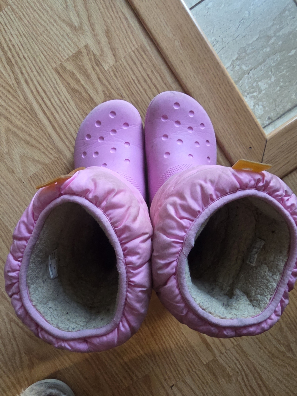 CROCS Kids Pink Fuzzy-Lined Clog Boots